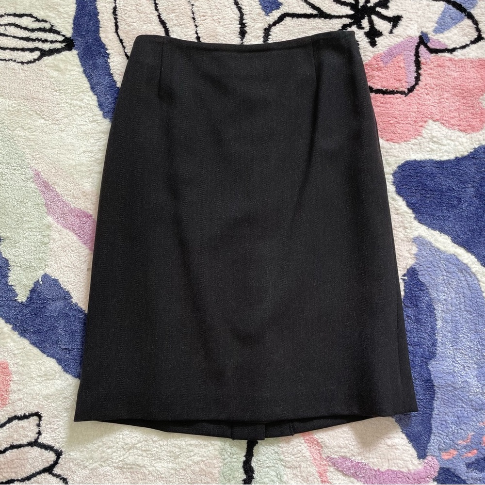 Akris 100% wool black pencil skirt with leather trim detail size US 6